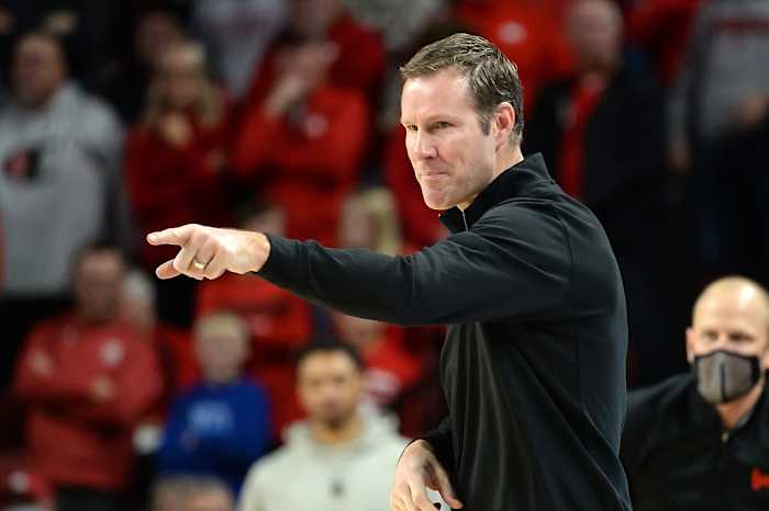 Fred Hoiberg vs Ohio State MBB 2022.01.02 USATSI_17445541